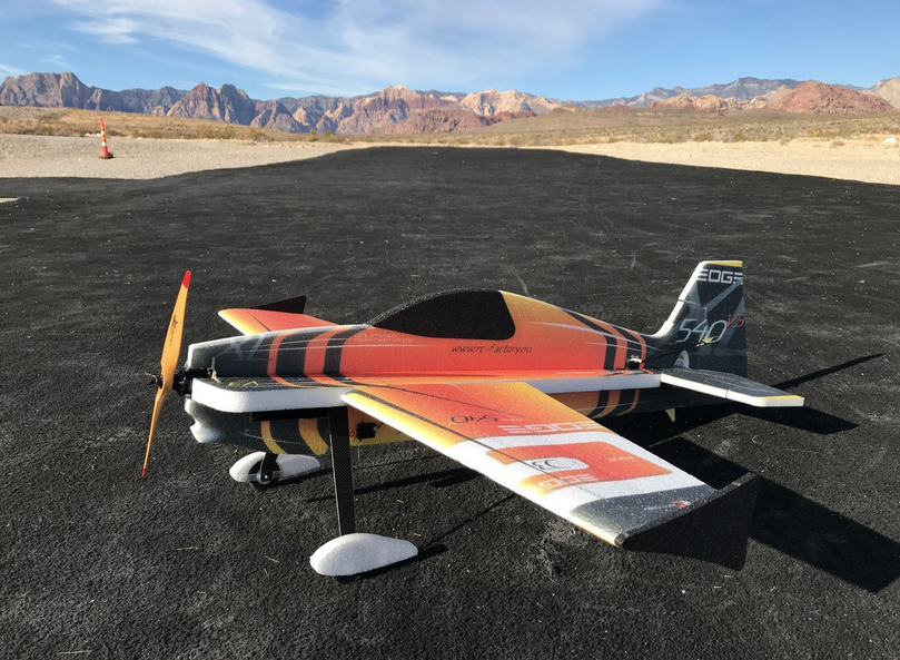 Edge 540 V3 XL Orange 1060mm Rc Factory  Voltige